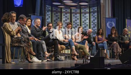 BONN, GERMANIA, 19 MAGGIO 2018: Kandyse McClure, Aaron Douglas, Grace Park, Tahmoh Penikett, James Callis, Tricia Helfer, Michael trucco, Katee Sackhoff Foto Stock