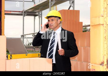 Architetto sul cantiere Foto Stock