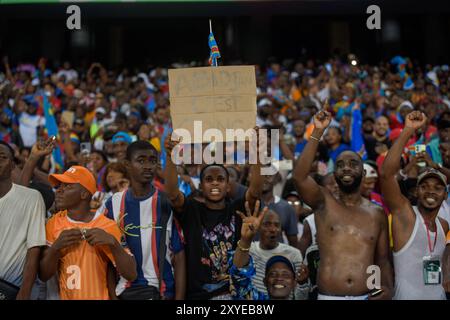 ABIDJAN, COSTA d'AVORIO - 2 FEBBRAIO; tifosi del Congo durante la partita TotalEnergies Caf Africa Cup of Nations (Afcon 2023) tra Congo Dr e Guinea a S Foto Stock