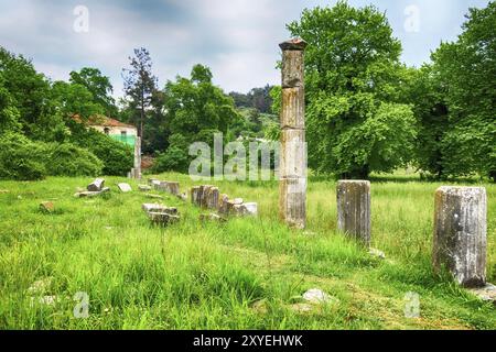 Rovine dell'antica Agorà nella capitale di Thassos, Limena, Grecia, Europa Foto Stock