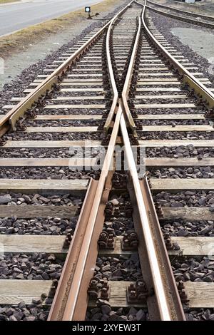 Binari ferroviari nel porto di Magdeburgo Foto Stock