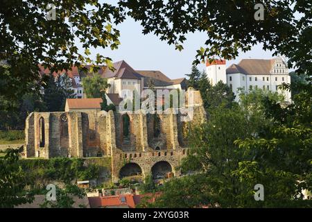 Bautzen, con vista sull'Ortenburg. Bautzen, con vista a Ortenburg, Die Ruine der Nikolaikirche a Bautzen. Le rovine della chiesa di San Nicola a B. Foto Stock