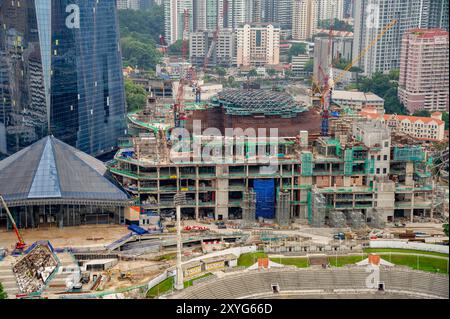 23 aprile 2022 Kuala Lumpur Malesia - Merdeka 118 Tower e lo skyline di Kuala Lumpur durante le ore mattutine e serali. È il secondo bui più alto Foto Stock