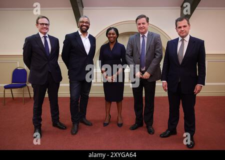 Londra, Regno Unito. 29 agosto 2024. Immagine © concessa in licenza a Parsons Media. 29/08/2024. Londra, Regno Unito. Campagne di Tom Tugendhat a Londra. Tom Tugendhat, James Clever Kemi Badenoch, Mel Stride e Robert Jenrick al Wiltshire & Swindon Hustings durante la loro campagna di leadership. Foto di Ryan Jenkinson/Parsons Media Credit: andrew parsons/Alamy Live News Foto Stock