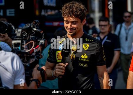 Monza, Italia, 29 agosto 2024, Charles Leclerc, di Monaco compete per la Ferrari. L'allestimento, 16° round del campionato di Formula 1 del 2024. Crediti: Michael Potts/Alamy Live News Foto Stock