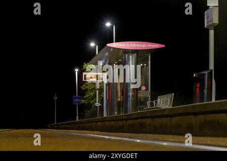 Fermata del tram di Edimburgo, Ingliston Park & Ride di notte Foto Stock