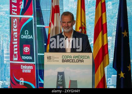 Inaugurazione istituzionale della 37esima Coppa America a Barcellona con la presenza del Re di Spagna e delle principali figure istituzionali della Catalogna, tra cui Salvador Illa, che sarà il primo presidente in più di 15 anni a salutare ufficialmente il Re di Spagna. Inauguración institucional de la 37ª Copa América en Barcelona con la presencia del Rey de España y las principales figuras institucionales de Cataluña, entre ellos Salvador Illa, que será el primer presidente en más de 15 años en saludar oficialmente al Rey de España. Nella foto: Re felipe vi, rey de espana, FELIPE vi News Foto Stock