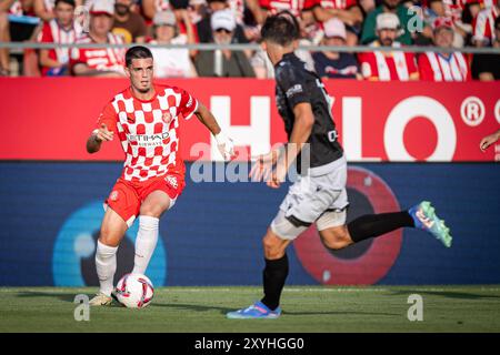 Girona, Spagna. 29 agosto 2024. Miguel Gutiérrez (Girona FC) controlla il pallone durante una partita della Liga EA Sports tra Girona FC e CA Osasuna all'Estadi Municipal de Montilivi di Girona. Girona FC 4 - CA Osasuna 0. (Foto di Felipe Mondino/SOPA Images/Sipa USA) credito: SIPA USA/Alamy Live News Foto Stock