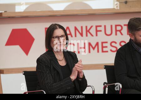 FRANCOFORTE SUL MENO, Germania, 18 ottobre 2023: Irina Scherbakowa (*1949), alla 75a Fiera del Libro di Francoforte, Europa Foto Stock