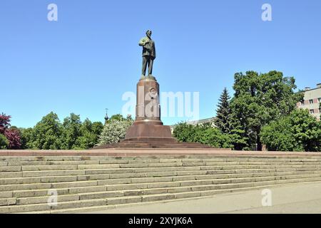 Monumento al leader rivoluzionario Mikhail Ivanovich Kalinin. Kaliningrad, Russia, Europa Foto Stock