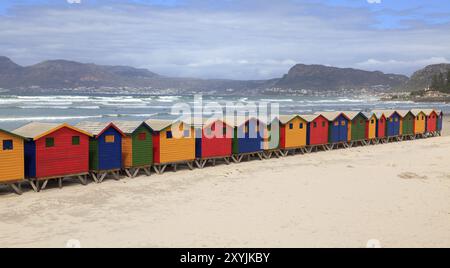 Case sulla spiaggia in Muizenberg Sudafrica Foto Stock