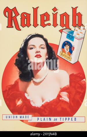 Poster delle sigarette di Raleigh - Union Made, Plain or Tipped - provi una ragazza con i 1940 anni Foto Stock