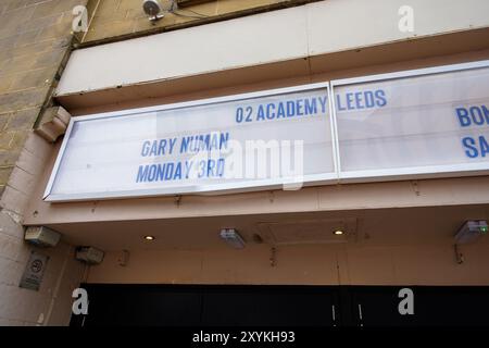 Leeds Inghilterra: 4 giugno 2024: L'O2 Academy Leeds espone i prossimi eventi con striscioni con il concerto di Gary Numan, Bongos Bingo Big Letter Foto Stock