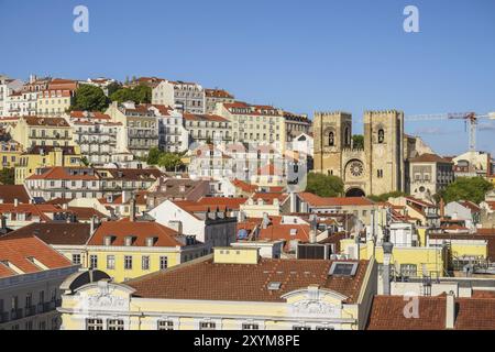 Lisbona portogallo, vista aerea dello skyline della città di Lisbona quartiere Baixa Foto Stock