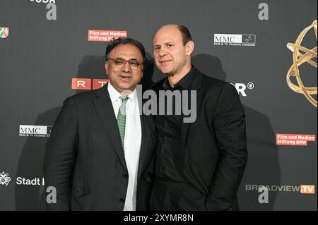 Walid Nakschbandi, Geschäftsführer Filmstiftung NRW und Schauspieler Moritz Führmann, l-r, kommt zur Abendveranstaltung anlässlich der Kölner Jurysitzung zum International Emmy Award 2024 - semifinale di giudici der International Emmy Awards auf Schloss Arff *** Walid Nakschbandi, Amministratore delegato di Filmstiftung NRW e Moritz all'incontro internazionale degli Emmy Awards 2024 della giuria internazionale, all'evento internazionale Emmy Emloss Führmann, all'evento internazionale Foto Stock