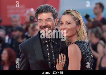 Venezia, Italia. 29 agosto 2024. VENEZIA, ITALIA - AGOSTO 29: Pierfrancesco Favino, Anna Ferzetti partecipa ad un Red carpet per "Maria" durante la 81a Mostra Internazionale d'Arte cinematografica di Venezia il 29 agosto 2024 a Venezia. Credito: dpa/Alamy Live News Foto Stock