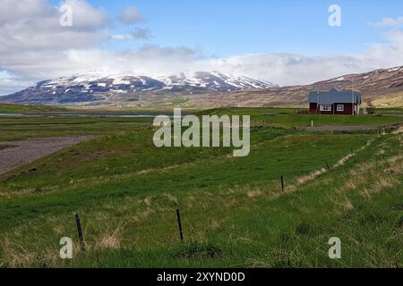 Piccola fattoria in Laufas villaggio nei pressi di Akureyri nel nord dell'Islanda Foto Stock