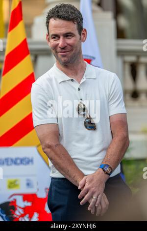 Bene, Francia. 29 agosto 2024. Mark Cavendish visto durante la cerimonia. Mark Cavendish, detentore del record di vittorie a tappe nel Tour de France, è diventato cittadino onorario della città di Nizza durante una cerimonia presieduta dal sindaco Christian Estrosi nei giardini di Villa Massena a Nizza. Credito: SOPA Images Limited/Alamy Live News Foto Stock