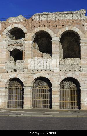 L' Anfiteatro romano di Verona, chiamato anche arena. Famoso per la sua opera festival Foto Stock