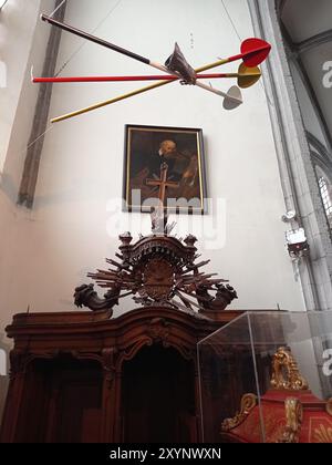 L’église Sainte-Élisabeth est un édifice religieux sis rue de Nimy, à une centaine de mètres de la Grand-Place de Mons, en Belgique. Une chapelle cons Foto Stock