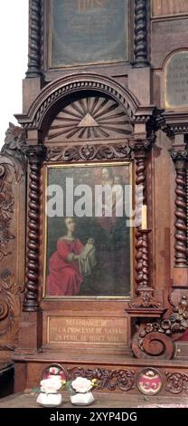 L’église Sainte-Élisabeth est un édifice religieux sis rue de Nimy, à une centaine de mètres de la Grand-Place de Mons, en Belgique. Une chapelle cons Foto Stock