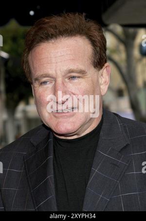 WESTWOOD, CALIFORNIA, 23 APRILE 2006: Robin Williams alla prima di Los Angeles di "RV" tenutasi al Mann Village Theatre di Westwood, USA il 23 aprile 2006 Foto Stock