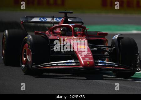 Charles Leclerc (MON) - Scuderia Ferrari - Ferrari SF-24 - Ferrari durante la sessione di prove, agosto 30, del Gran Premio d'Italia 2024 di Formula 1 Pirelli, in programma presso l'autodromo Nazionale di Monza a Monza (MB) Italia - agosto 29 al 1 settembre 2024 crediti: Alessio De Marco/Alamy Live News Foto Stock