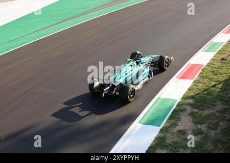 Monza, Italien. 30 agosto 2024. 14Fernando Alonso (Aston Martin Aramco Formula One Team, #14), ITA, Formel 1 Weltmeisterschaft, Gran Premio d'Italia, Freies Training 2, 30.08.2024 foto: Eibner-Pressefoto/Annika Graf Credit: dpa/Alamy Live News Foto Stock