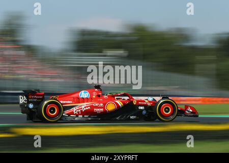 Charles Leclerc (MON) - Scuderia Ferrari - Ferrari SF-24 - Ferrari durante la sessione di prove, agosto 30, di Formula 1 Pirelli Gran Premio d'Italia 2024, in programma presso l'autodromo Nazionale di Monza a Monza (MB) Italia - agosto 29 - settembre 1, 2024 crediti: Independent Photo Agency Srl/Alamy Live News Foto Stock