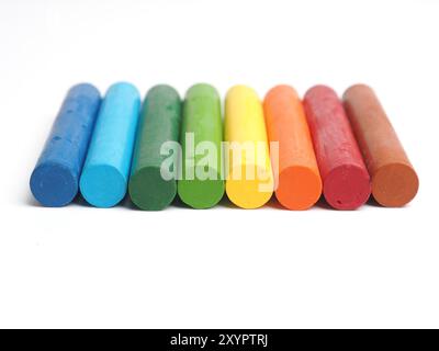 Set di olio pastelli su un bianco di sfondo per studio, creatività o il concetto di diversità Foto Stock