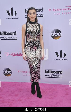 Hailee Steinfeld ai Billboard Music Awards 2017 tenutosi alla T-Mobile Arena di Las Vegas, USA il 21 maggio 2017 Foto Stock