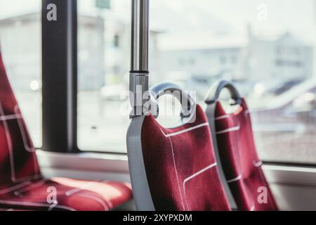 Interno di un autobus pubblici Foto Stock