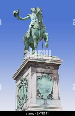 Statua equestre in bronzo su Wilhelmsplatz fu eretta in onore del re e granduca Guglielmo II di Orange-Nassau Foto Stock