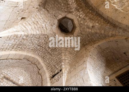 Cittadella di Qaitbay, fortezza del XV secolo, interno del castello, Alessandria, Egitto, nord Africa Foto Stock