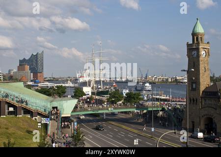 Europa, Germania, Amburgo, Elba, porto, stazione di St. Pauli Landungsbruecken, centro del vetro, sala Filarmonica dell'Elba, nave museo Rickmer Rickmers, Hambu Foto Stock