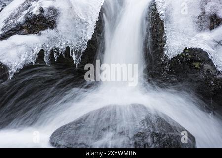 Ruscello invernale, riserva naturale di Dundret, Gaellivare, Norrbotten, Lapponia, Svezia, ottobre 2016, Europa Foto Stock