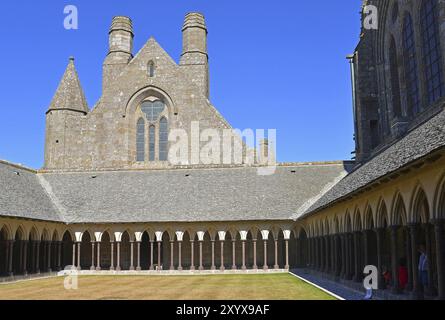 Frammento di chiostro, Mont-Saint-Michel Foto Stock