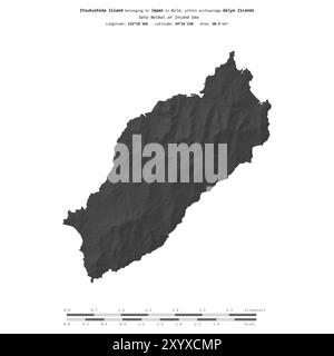 Isola di Itsukushima nel Seto Naikai o Mare interno, appartenente al Giappone, isolata su una mappa di elevazione a due livelli, con scala di distanza Foto Stock