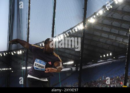 Roma, Lazio, Italia. 30 agosto 2024. Gala d'oro Pietro Mennea, Rojé Stona, medaglia d'oro alle Olimpiadi di Parigi 2024 vincono il lancio del disco con distanza 67, 85. (Credit Image: © Pasquale Gargano/Pacific Press via ZUMA Press Wire) SOLO PER USO EDITORIALE! Non per USO commerciale! Foto Stock