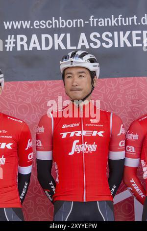 ESCHBORN, GERMANIA, 1 MAGGIO 2018: Fumiyuki Beppu (Trek-Segafredo) alla gara ciclistica Eschborn-Francoforte Foto Stock