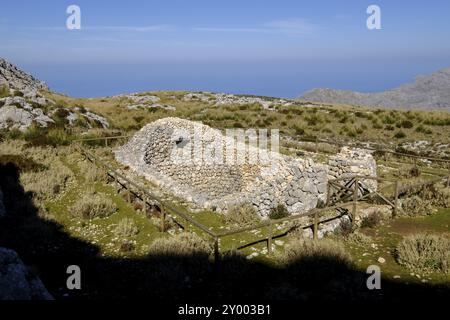 Case de neu des Galileu, finca publica de Son Massip, propiedad del Consell de Mallorca, Mola de Son Massip, Ruta de Pedra en sec (GR-221), sierra de Foto Stock