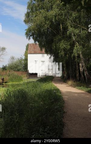 Lode Mill nei terreni di Anglesey Abbey, Lode, Cambridge, Cambridgeshire, Regno Unito Foto Stock