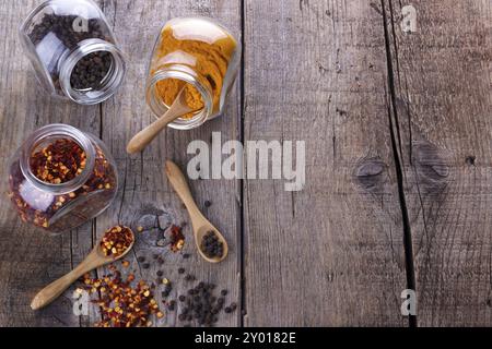 Peperoncino, pepe nero e curcuma Foto Stock