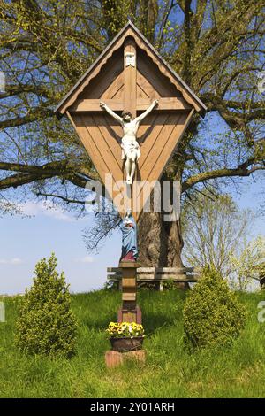 Santuario a lato della strada nell'alta Baviera Foto Stock