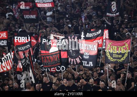 Roma, Italia. 31 agosto 2024. Tifosi del Milan durante la partita di calcio di serie A tra SS Lazio e AC Milan allo Stadio Olimpico di Roma. Crediti: FEDERICO PROIETTI Foto Stock