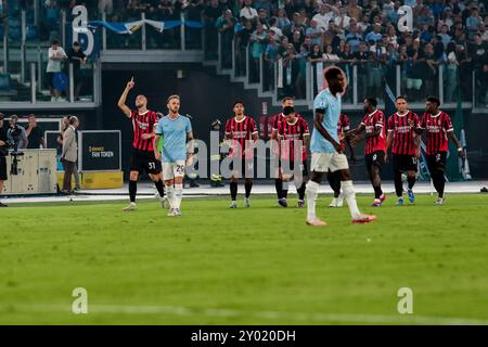 Strahinja Pavlovic dell'AC Milan durante SS Lazio vs AC Milan, partita di calcio italiano di serie A A Roma, Italia, agosto 31 2024 Foto Stock