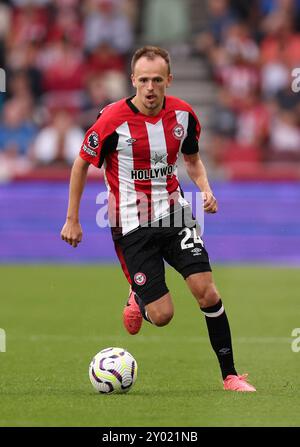 Londra, Regno Unito. 31 agosto 2024. Mikkel Damsgaard di Brentford durante la partita di Premier League al Gtech Community Stadium di Londra. Il credito per immagini dovrebbe essere: David Klein/Sportimage Credit: Sportimage Ltd/Alamy Live News Foto Stock