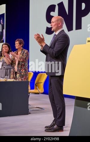 Edimburgo, Regno Unito 31 agosto 2024. Stephen Flynn, leader del SNP di Westminster, tiene il discorso di apertura in un auditorium pieno alla Conferenza del partito del 2024 di sabato. Credito: Brian Wilson/Alamy Live News Foto Stock