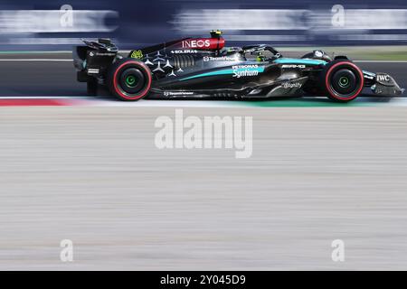 Monza, Italia. 31 agosto 2024. Il pilota britannico di Mercedes Lewis Hamilton gareggia durante la sessione di qualificazione del Gran Premio d'Italia di Formula 1 sul circuito di Monza, in Italia, 31 agosto 2024. Crediti: Zhao Dingzhe/Xinhua/Alamy Live News Foto Stock