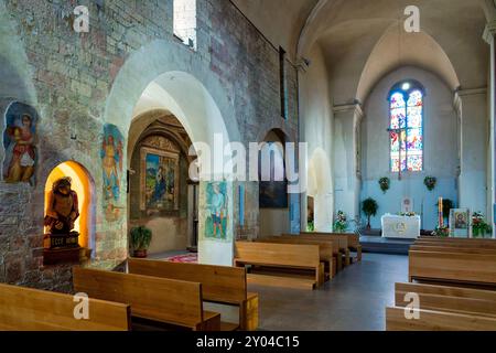 Interno della Chiesa di Santa Maria Infraportas, Foligno, Italia Foto Stock